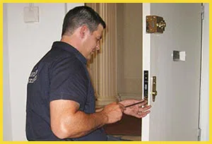 Wynwood FL Locksmith Store, Wynwood, FL 305-521-9114 - 73-11