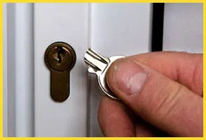 Wynwood FL Locksmith Store, Wynwood, FL 305-521-9114 - 73-13